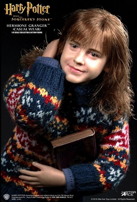 thumbnail image 2 of 1/6 Emma Watson Head Sculpt – Harry Potter Hermione For Hot Toys Phicen 2 of 4
