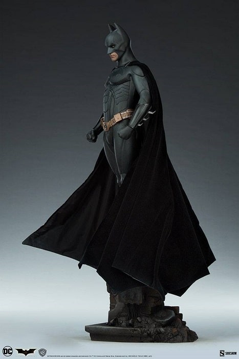BATMAN BEGINS Premium Format 1/4 Statue - BATMAN BEGINS - Sideshow Collectibles - Image 3