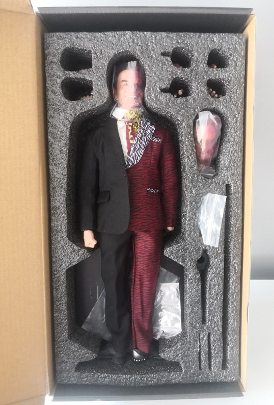 Two Face Harvey Dent Batman Forever 1/6 Scale figure TTS-001 - Toyz Trubo Studio - Image 9
