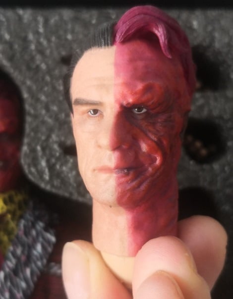 Two Face Harvey Dent Batman Forever 1/6 Scale figure TTS-001 - Toyz Trubo Studio - Image 11