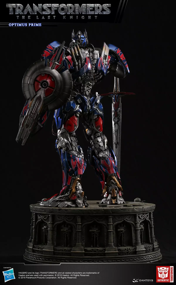 Optimus Prime Statue 74cm Classic Series Light-up CS012 - Transformers The Last Knight - Damtoys – Image 5