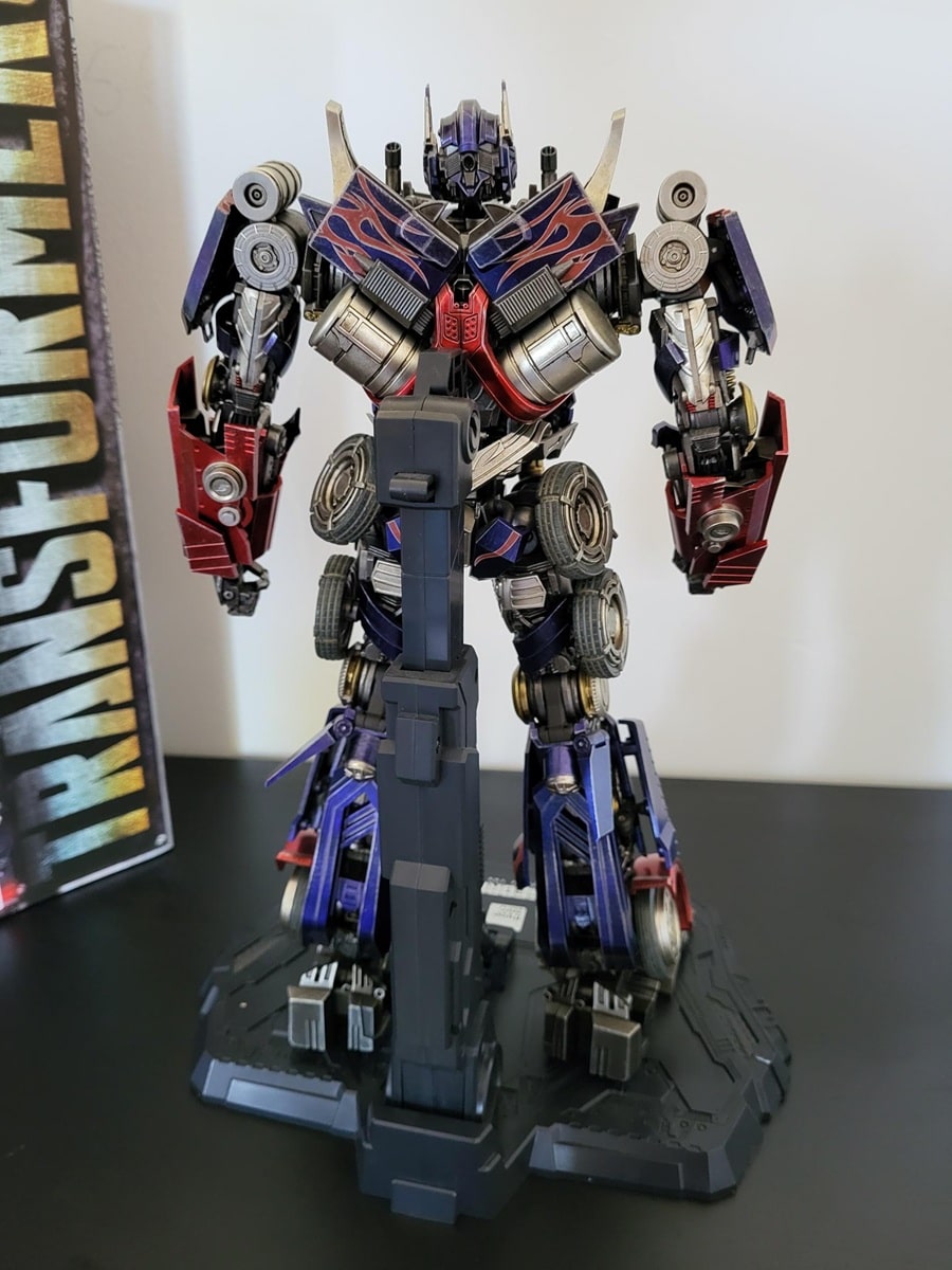 Optimus Prime DLX Collectible Figure ROTF – Transformers: Revenge of the Fallen – THREEZERO / Three Zero – Image 12
